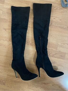 Shoe n Tale Black Suede Over-The-Knee Stiletto Boots